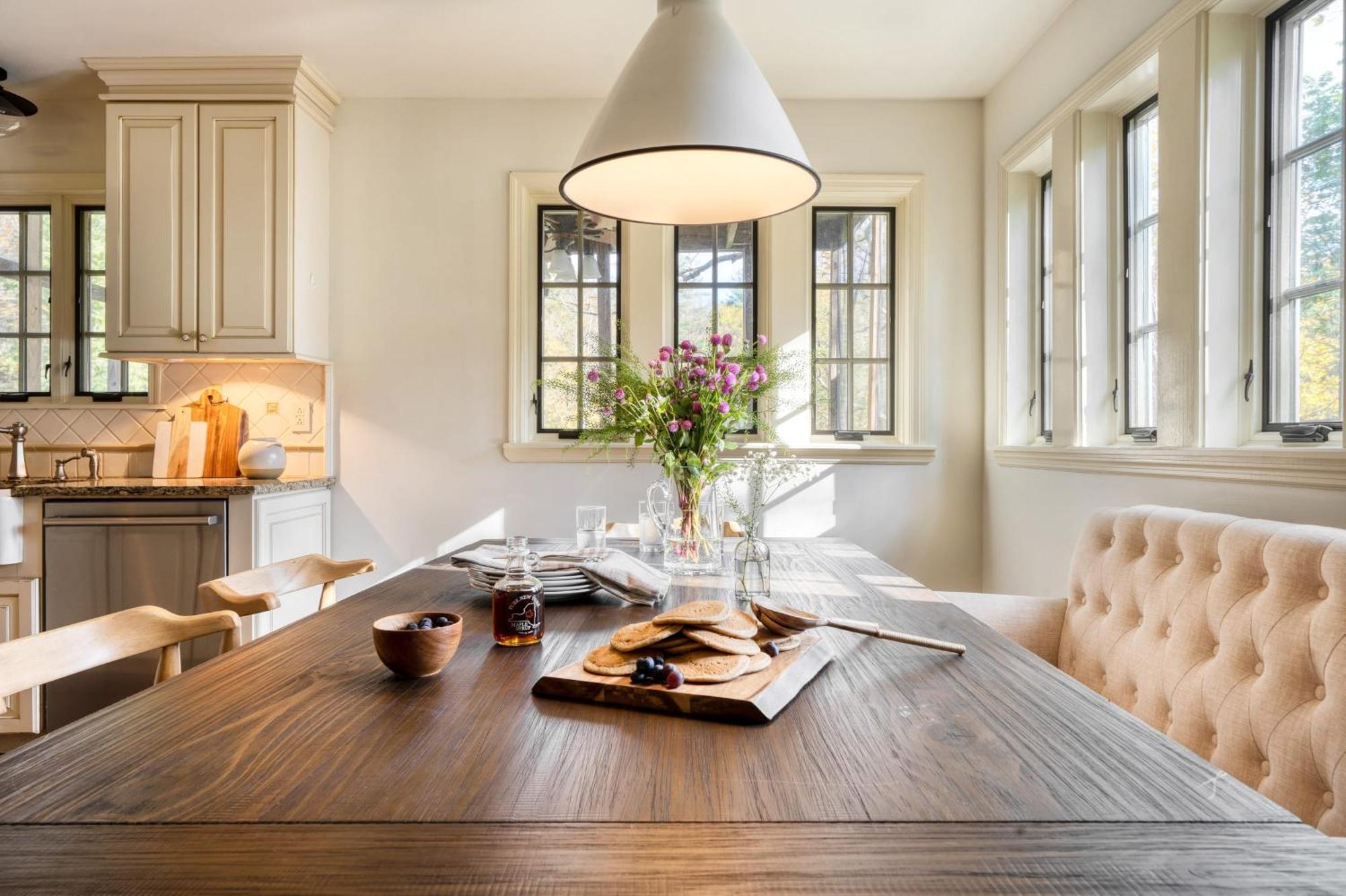 Cortland By Avantstay Charming Heritage Estate W Private Lake Pool ซอเกอร์ทีส์ ภายนอก รูปภาพ